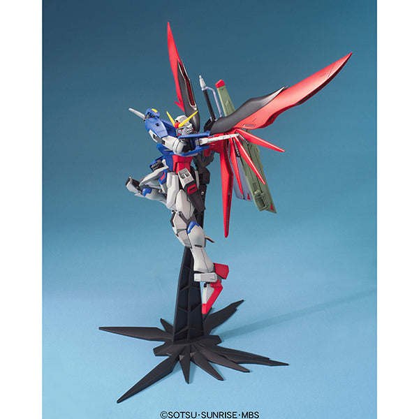 Gundam Model Kit: MG Gundam SEED Destiny- Destiny Gundam