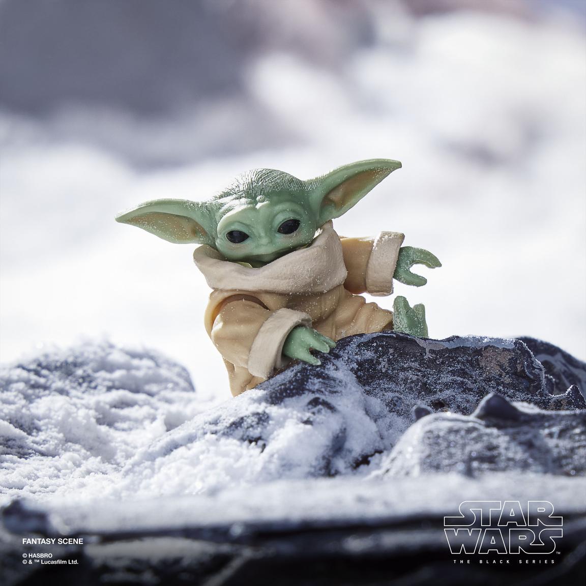 Hasbro Star Wars: The Black Series The Mandalorian and Grogu Deluxe 6-in Action Figure
